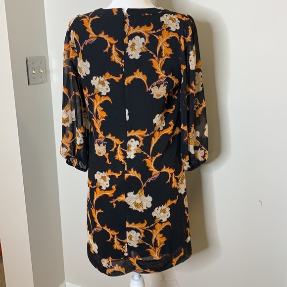 Fall floral dress - Picture 11 of 12